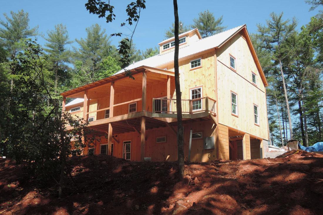 Hillside Lake House Geobarns